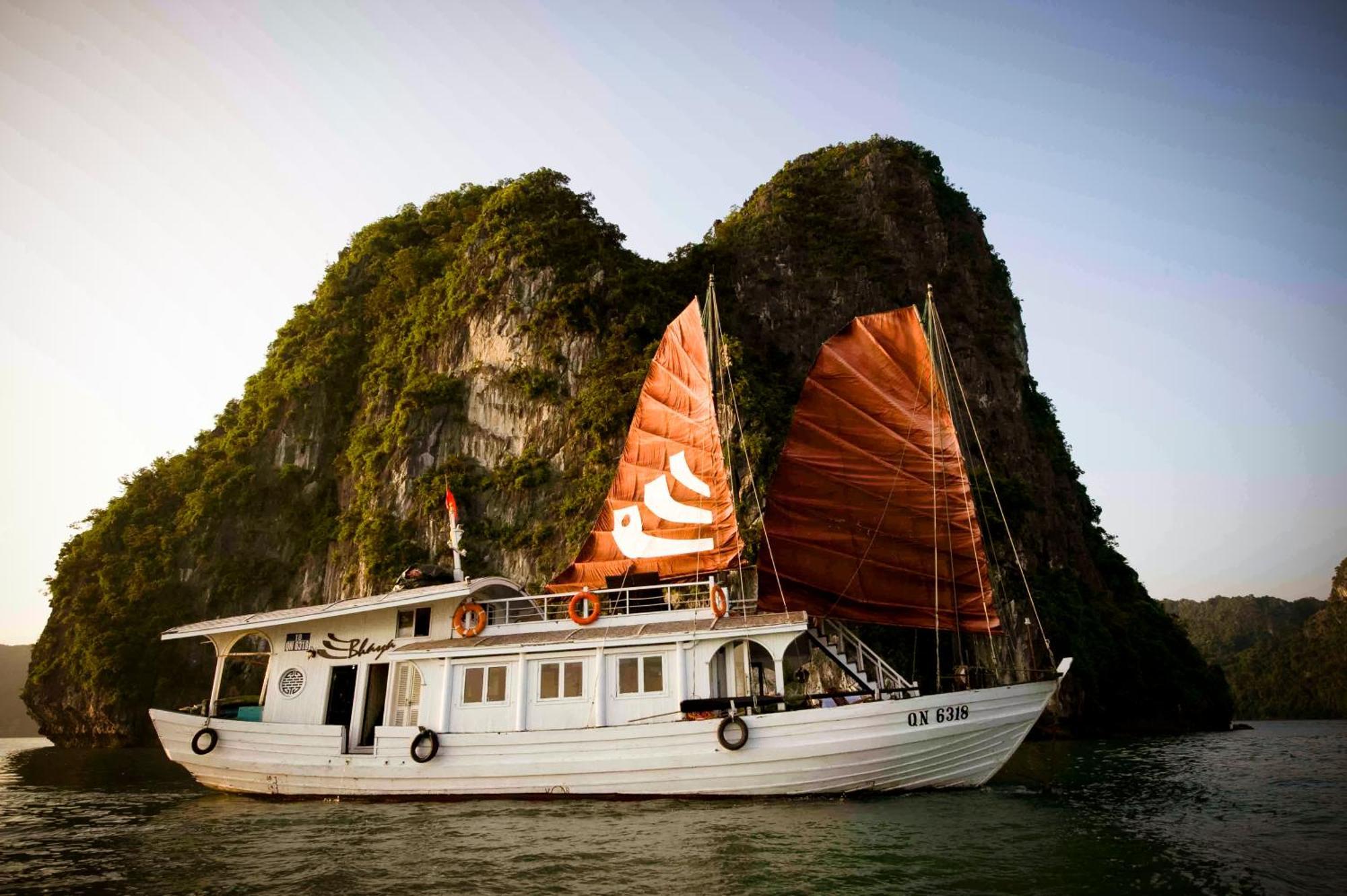 Bhaya Legend Cruises 호텔 하롱 외부 사진